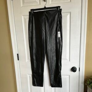 Womens Black (fake)Leather Pants